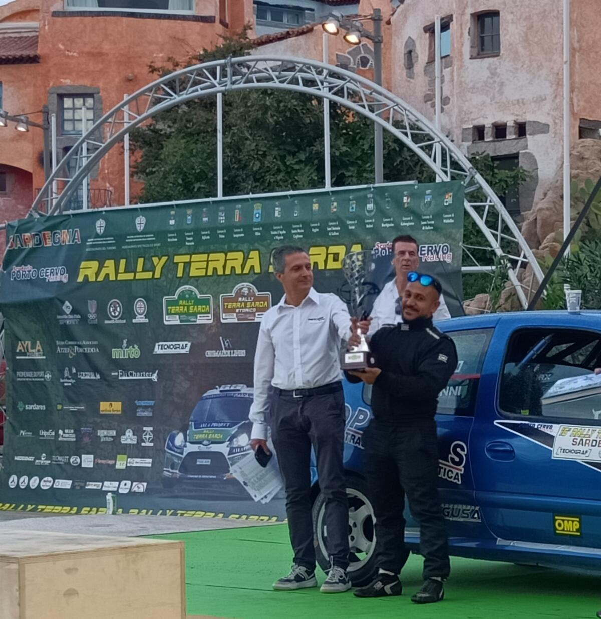 La Porto Cervo Racing in Lombardia con il copilota Tonino Mulas al via del Rally dei Laghi - 