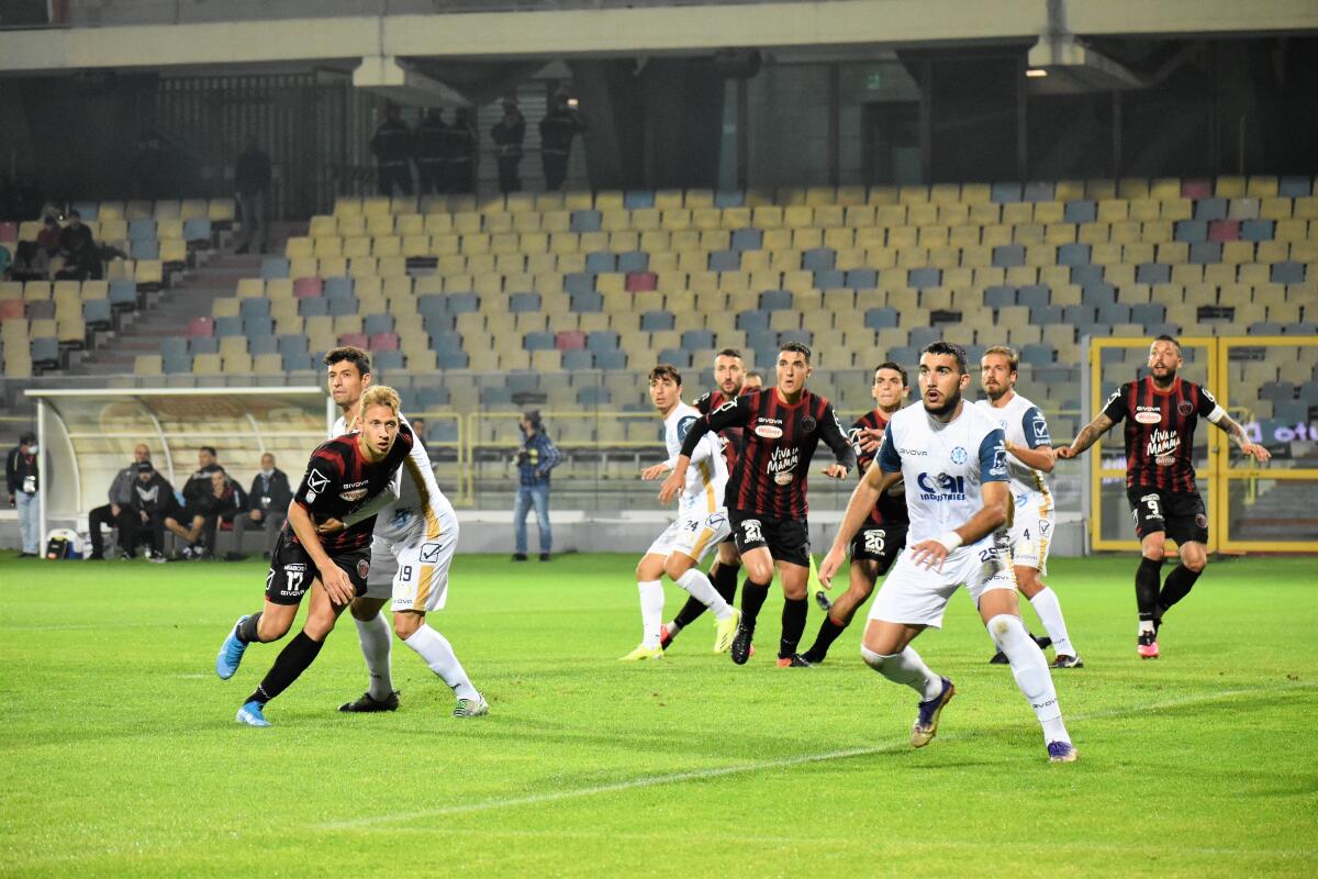 Fidelis Andria-Foggia, probabili formazioni e dove vederla - Immagine in evidenza: Foggia-Fidelis Andria 2-3 (Coppa Italia Serie C 2021/2022) - crediti: foto di Luigia Spinelli