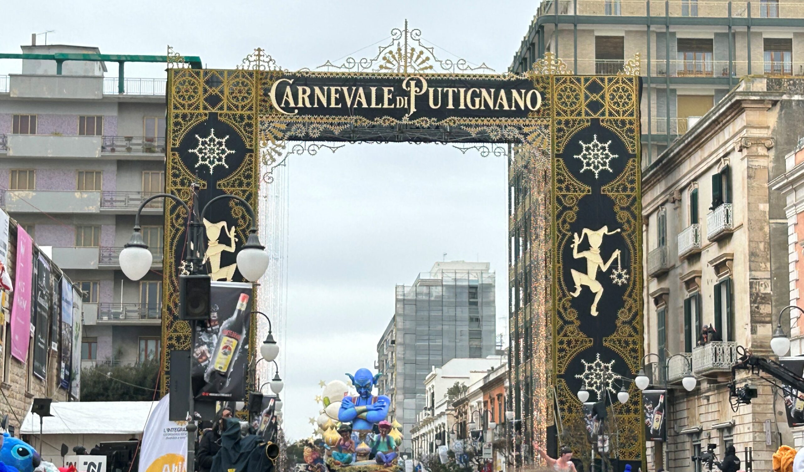 Il Carnevale di Putignano è tutta un'altra fiaba fra balli e suoni