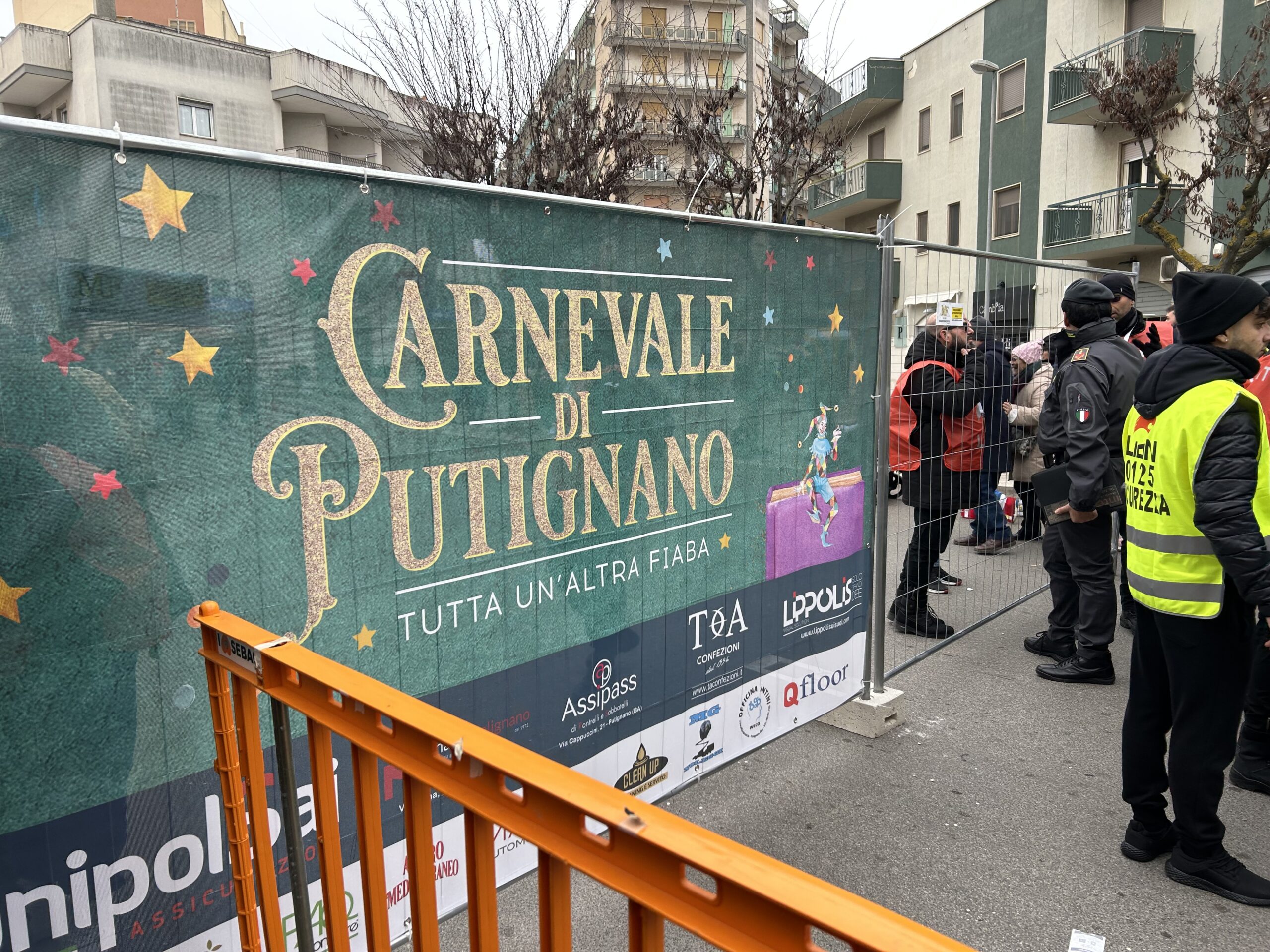 Il Carnevale di Putignano è tutta un'altra fiaba fra balli e suoni