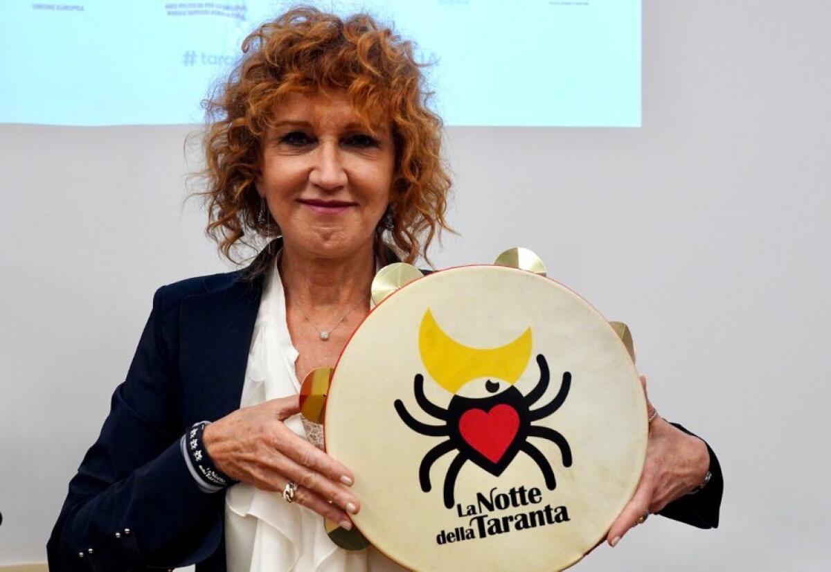 Fiorella Mannoia maestra concertatrice della Notte della Taranta a Melpignano - 