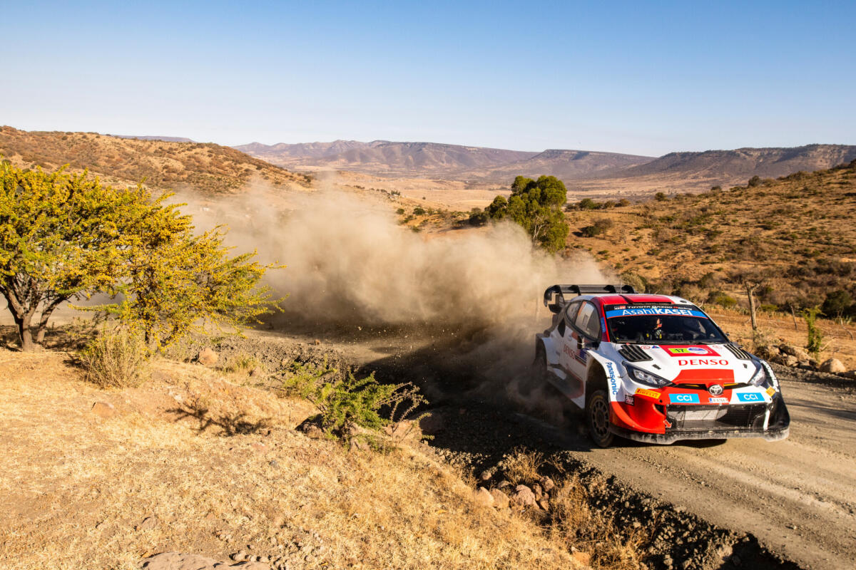 WRC: crash Lappi, Ogier comanda in Messico - 