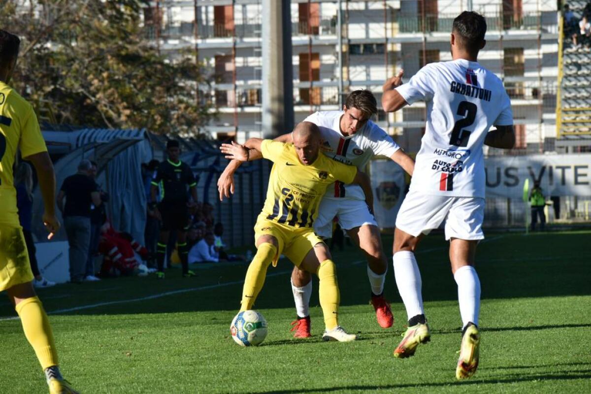 Foggia-Viterbese, probabili formazioni e dove vederla - Immagine in evidenza: uno scatto di Viterbese-Foggia (Serie C - girone C 22/23) - crediti: foto di Luigia Spinelli