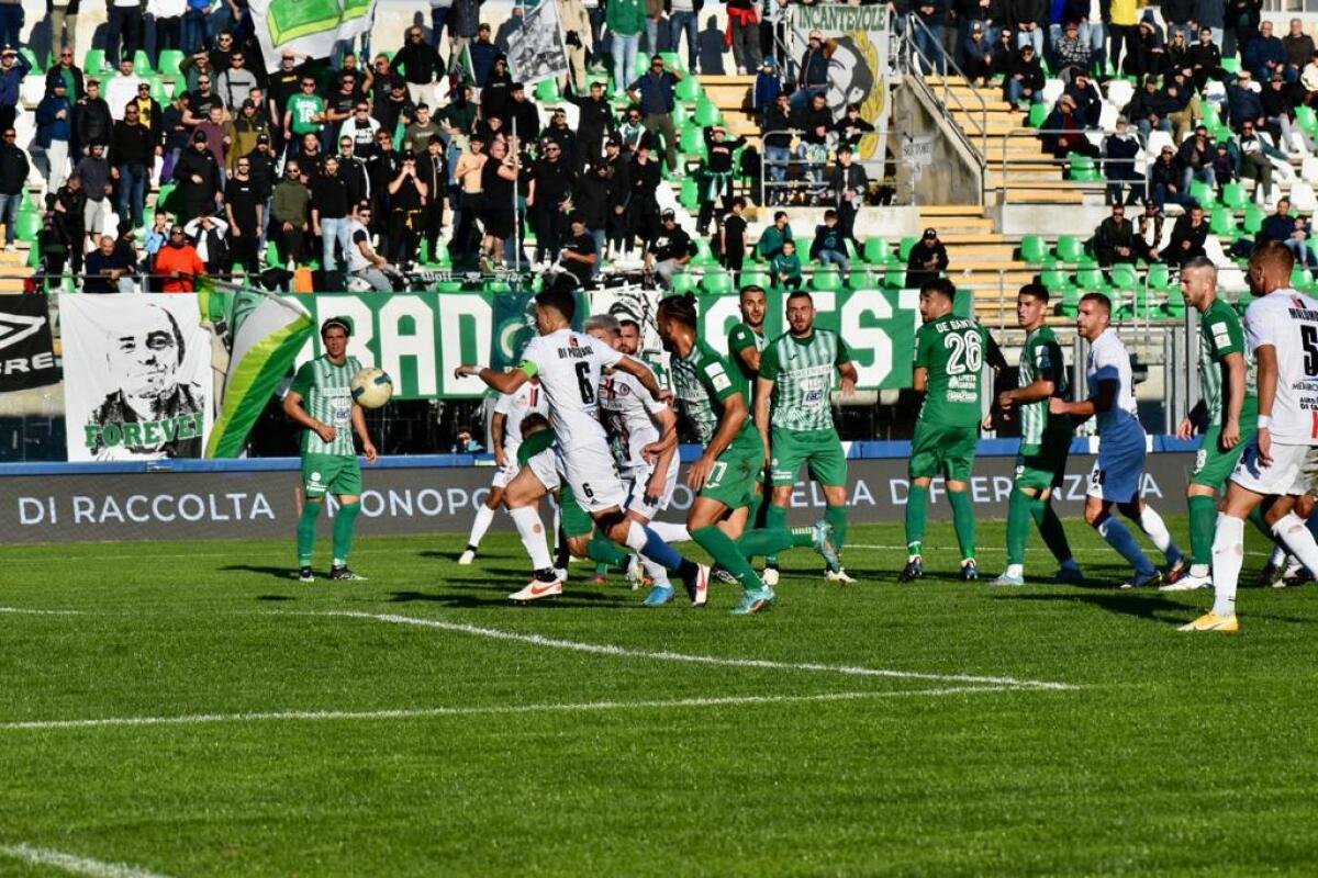 Monopoli, i convocati per il Foggia: presenti in 21 - Immagine in evidenza: uno scatto di Monopoli-Foggia 0-2 (Serie C - girone C 2022/23) - crediti: foto di Luigia Spinelli