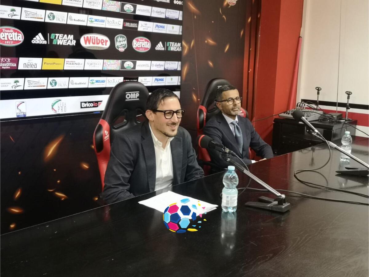 Foggia, Sapio: "Lesa l'immagine della mia persona" - Immagine in evidenza: l'ex D.S. del Foggia Piergiuseppe Sapio in conferenza stampa - crediti: foto di Mario Mescia/lagoleada.it