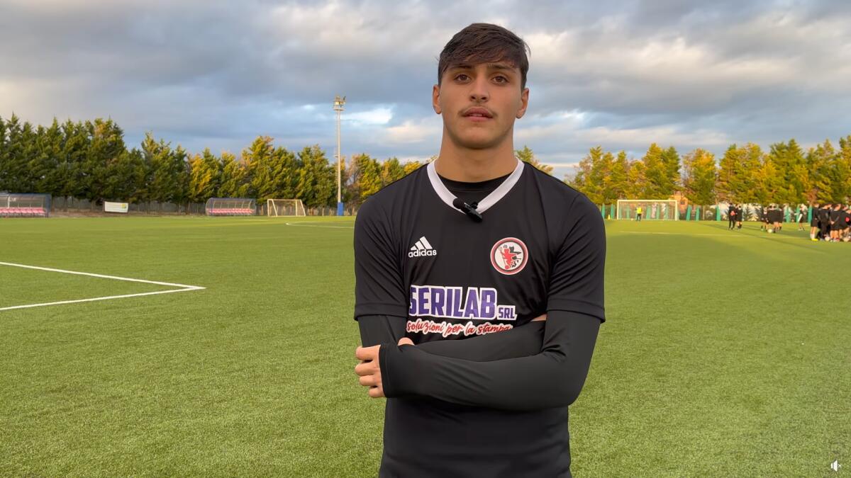 Battimelli è il più giovane a esordire in Serie C quest'anno - Immagine in evidenza: Giuseppe Battimelli - crediti foto: pagina ufficiale Facebook Calcio Foggia 1920 - Giovanile e Femminile (frame da video)