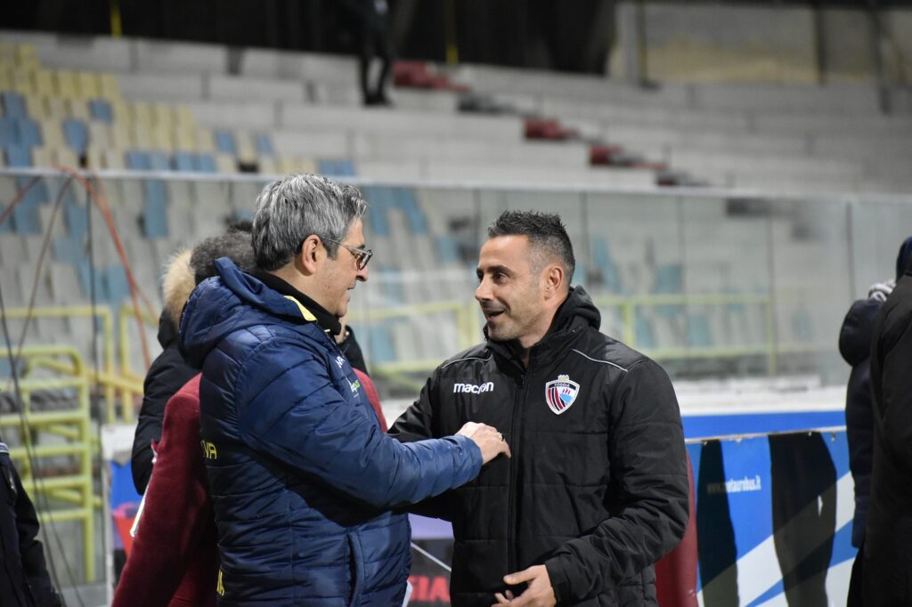 Immagine in evidenza: Pasquale Padalino e Marco Marchionni, all'epoca alla guida di Juve Stabia e Foggia - crediti: foto di Luigia Spinelli