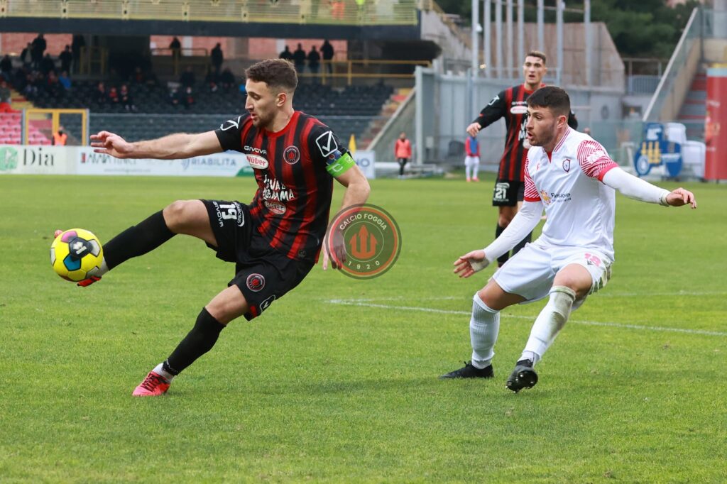 Immagine in evidenza: uno scatto di Foggia-Monterosi 1-1 (Serie C - girone C 21/22) - crediti foto: Federico Antonellis/Calcio Foggia 1920