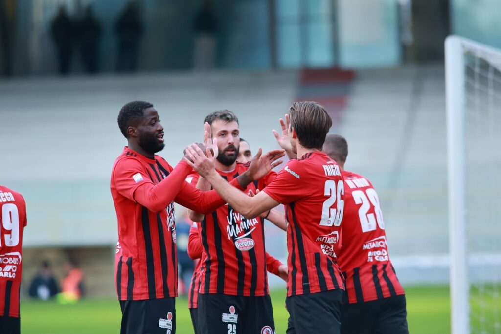 Immagine in evidenza: uno scatto di Foggia-ACR Messina 1-0 (Serie C - girone C 22/23) - crediti: foto di Luigia Spinelli (RIPRODUZIONE RISERVATA)
