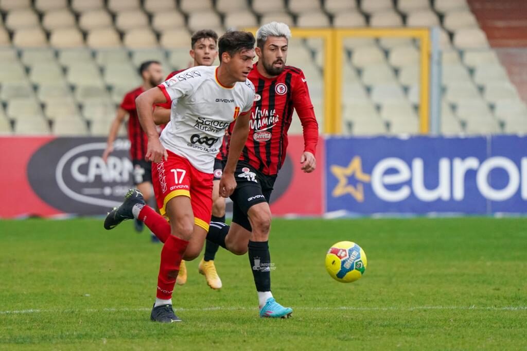 Immagine in evidenza: uno scatto di Foggia-ACR Messina 1-0 (Serie C - girone C 22/23) - crediti: foto di Mario Marino (RIPRODUZIONE RISERVATA)