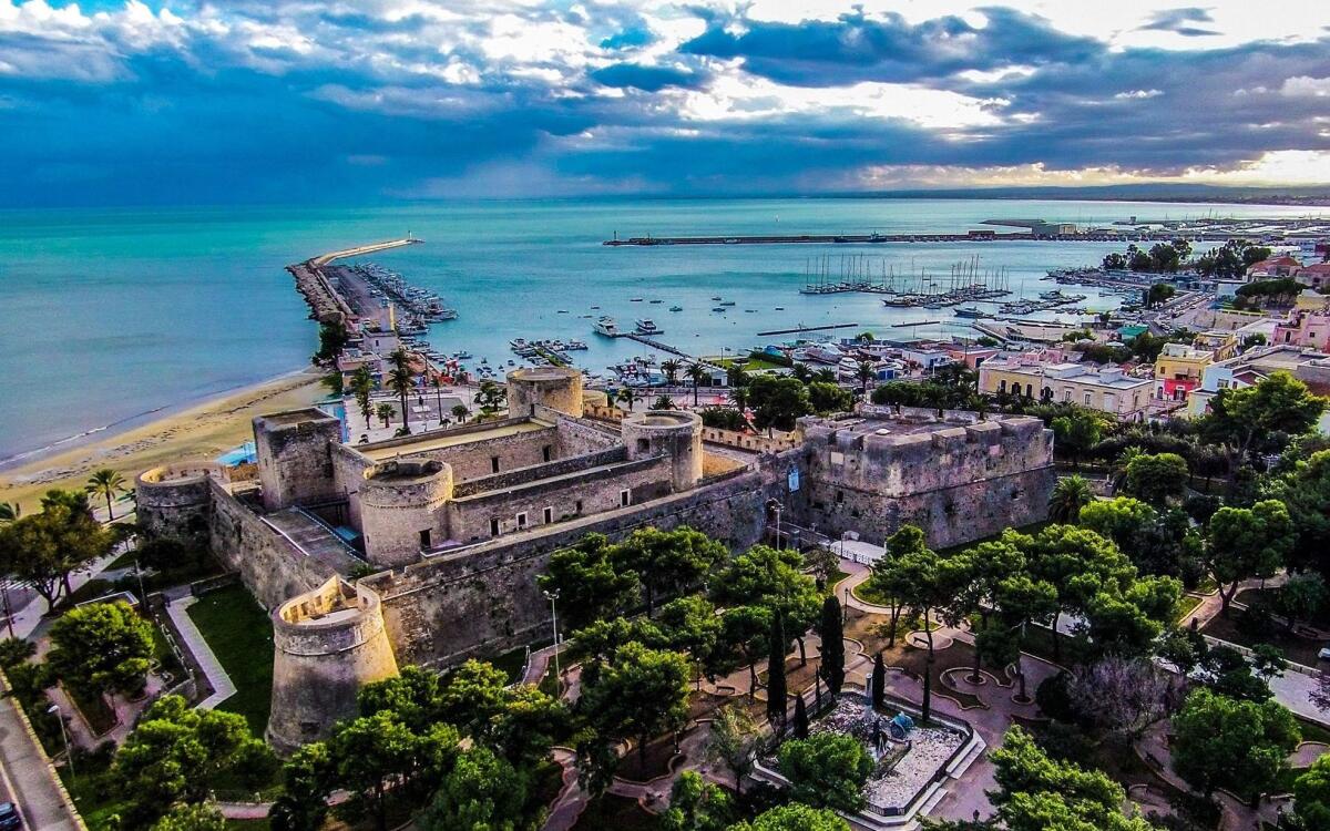 Pasqua e Pasquetta in Musei, Parchi e Castelli di Puglia - Foto Molise tour & Omega Travel