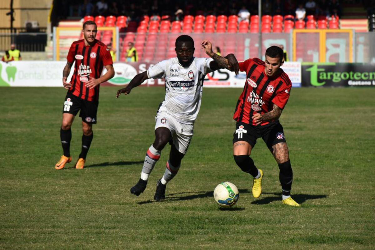 Serie C, chi vincerà i playoff? Le quote - Immagine in evidenza: uno scatto di Foggia-Crotone 1-0 (Serie C - girone C 2022/2023) - crediti: foto di Luigia Spinelli