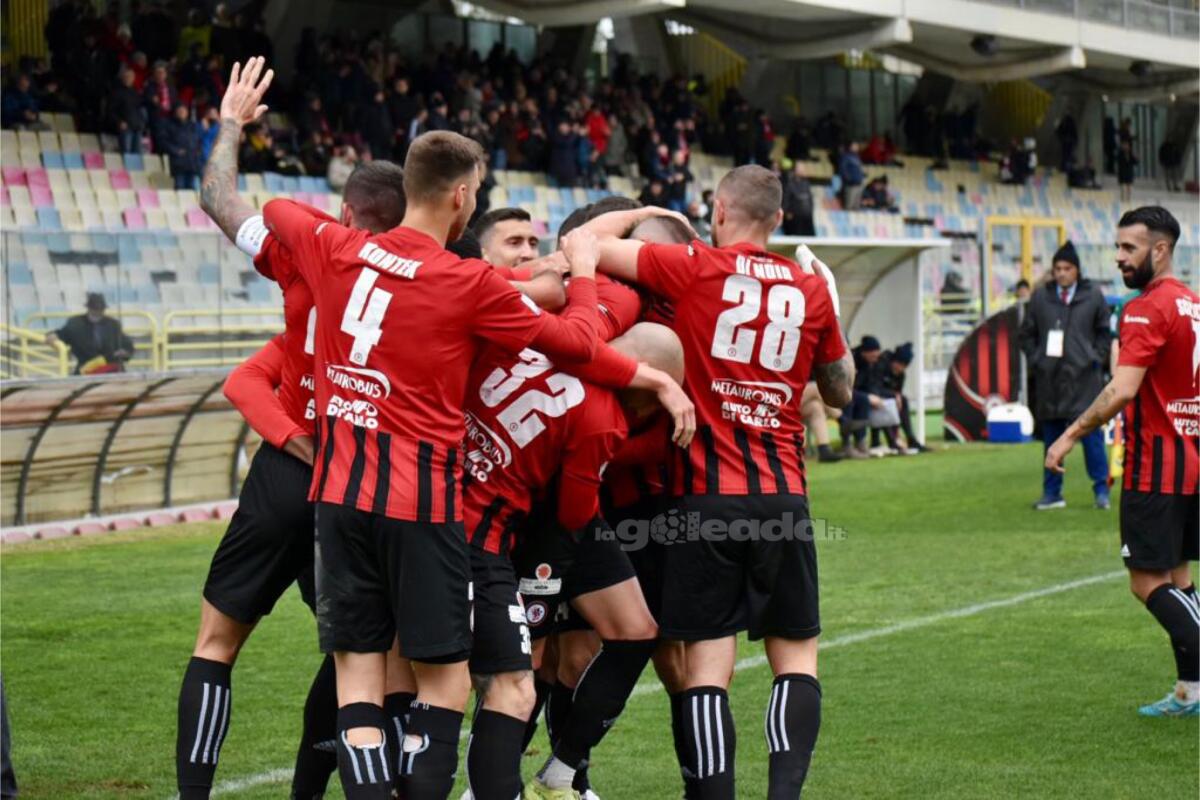 Le domande più cercate su Google sul Foggia (2023) - Immagine in evidenza: uno scatto di Foggia-Viterbese (Serie C - girone C 22/23) - crediti: foto di Luigia Spinelli (RIPRODUZIONE RISERVATA)