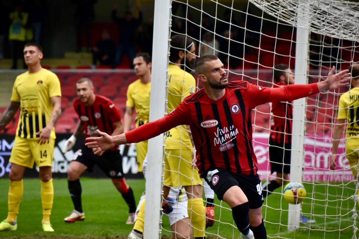 Foggia, Rutjens: "Tutto bellissimo. Ai tifosi dico..." - Immagine in evidenza: uno scatto di Foggia-Viterbese (Serie C - girone C 22/23) - crediti: foto di Luigia Spinelli (RIPRODUZIONE RISERVATA)