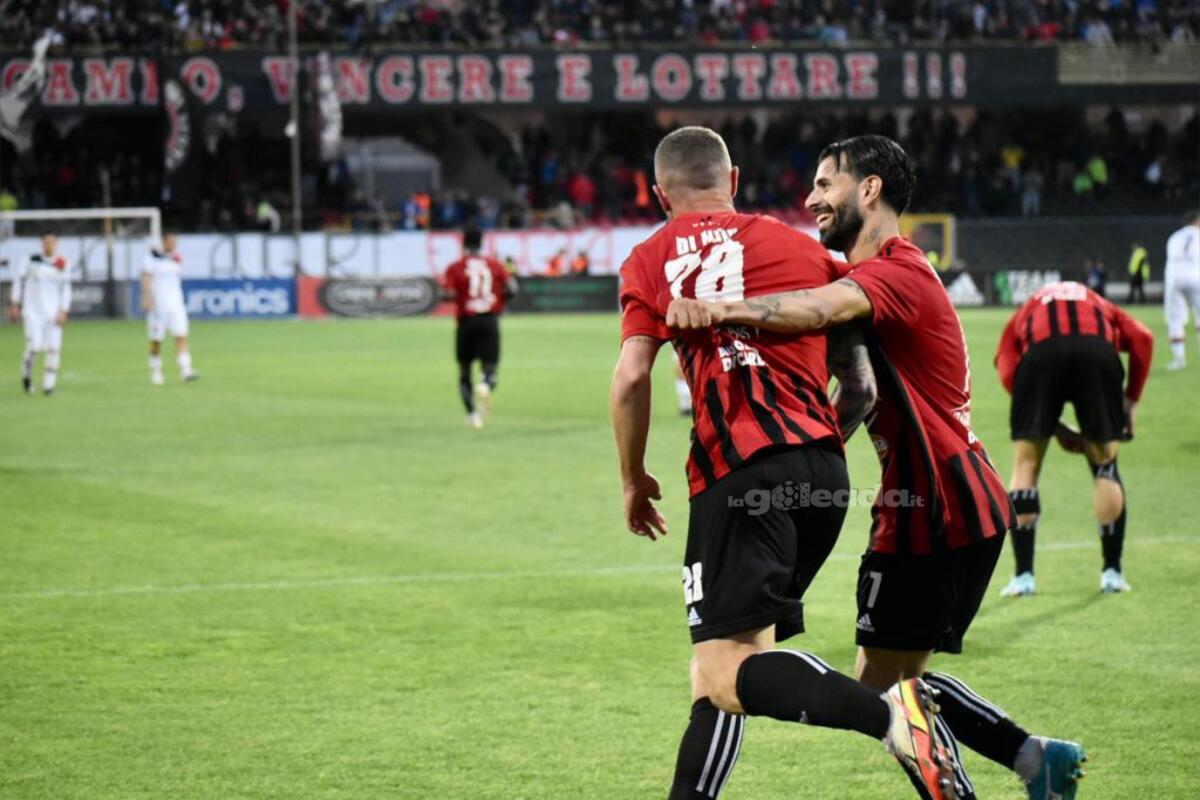 Fase Nazionale, ecco chi affronterà il Foggia - Immagine in evidenza: uno scatto di Foggia-Potenza (Playoff Serie C 22/23) - crediti: foto di Luigia Spinelli (RIPRODUZIONE RISERVATA)