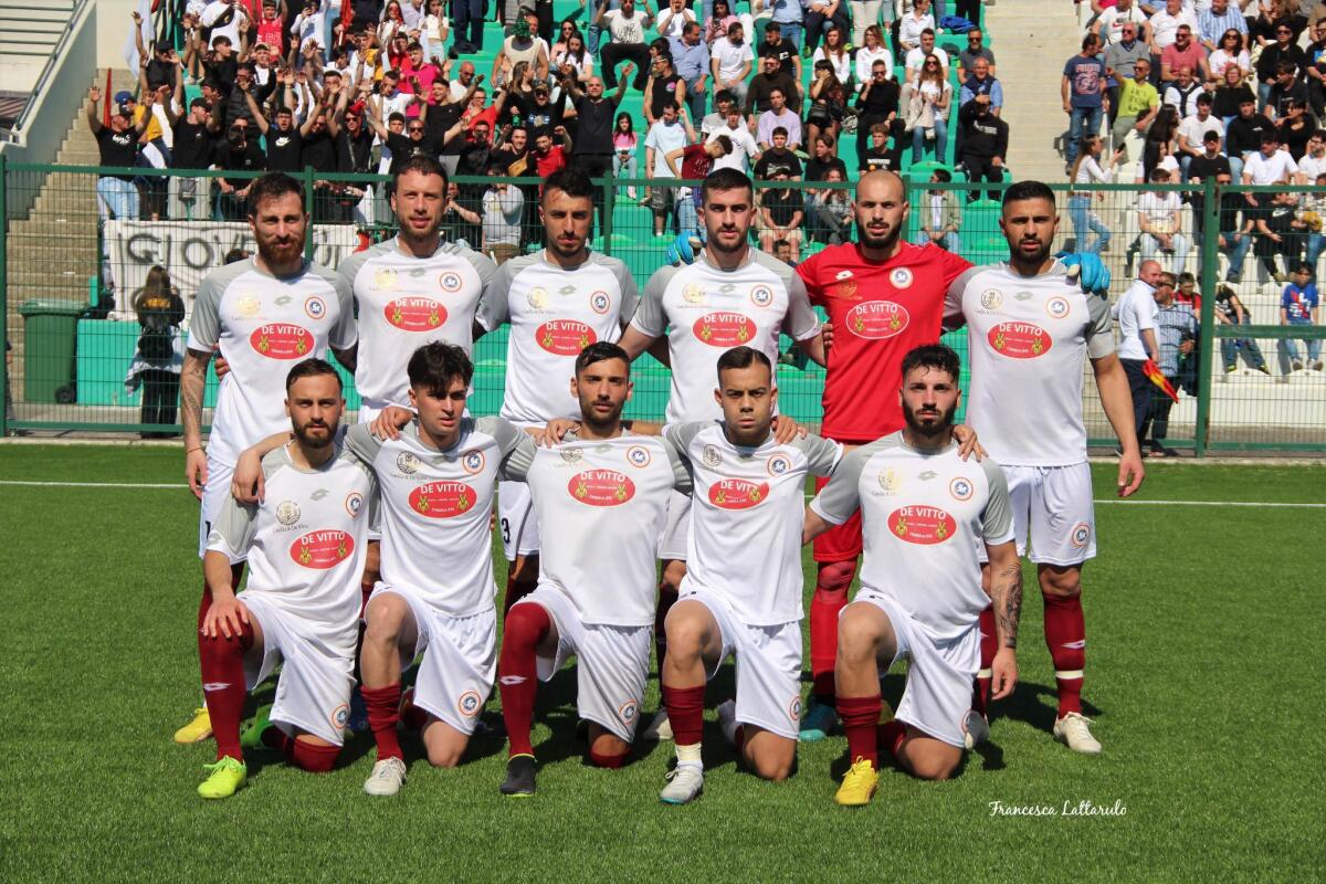 Così la famiglia Casillo (ex Foggia) torna nel calcio - La formazione dell'ASD Heraclea, fotografia di Francesca Lattarulo