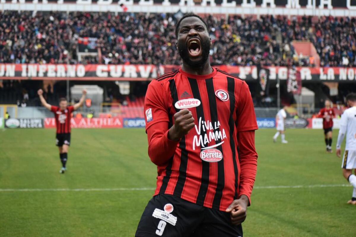 Foggia, il punto sugli infortunati - Immagine in evidenza: uno scatto di Foggia-Juve Stabia (Serie C - girone C 22/23) - crediti: foto di Luigia Spinelli (RIPRODUZIONE RISERVATA)