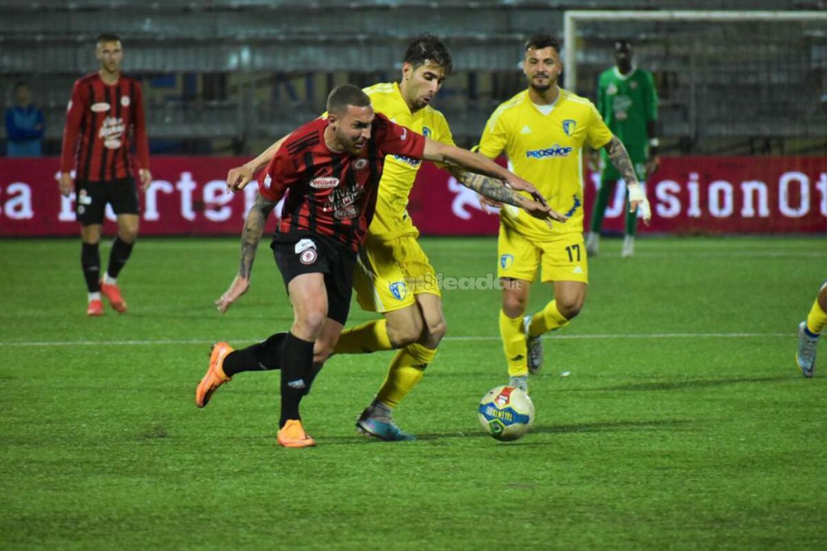 Foggia-Cerignola, probabili formazioni e dove vederla - Immagine in evidenza: uno scatto di Audace Cerignola-Foggia (playoff Serie C 22/23) - crediti: foto di Luigia Spinelli (RIPRODUZIONE VIETATA)