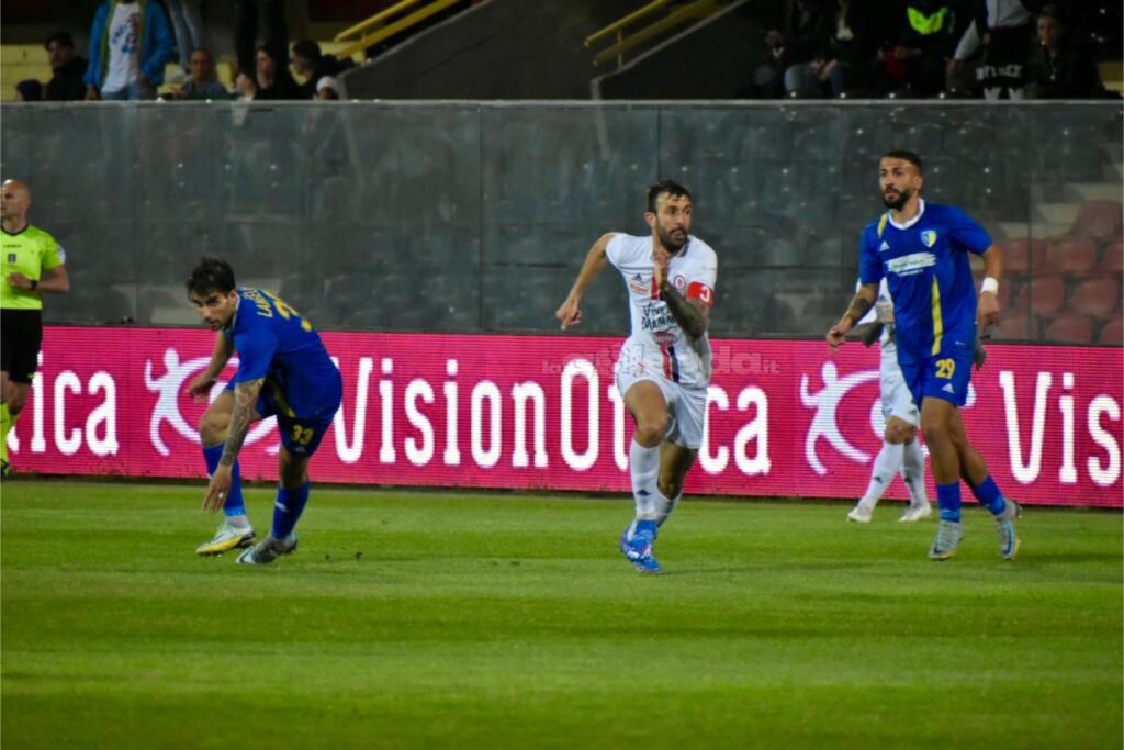 Immagine in evidenza: uno scatto di Foggia-Audace Cerignola (playoff Serie C 22/23) - crediti: foto di Luigia Spinelli (RIPRODUZIONE VIETATA)