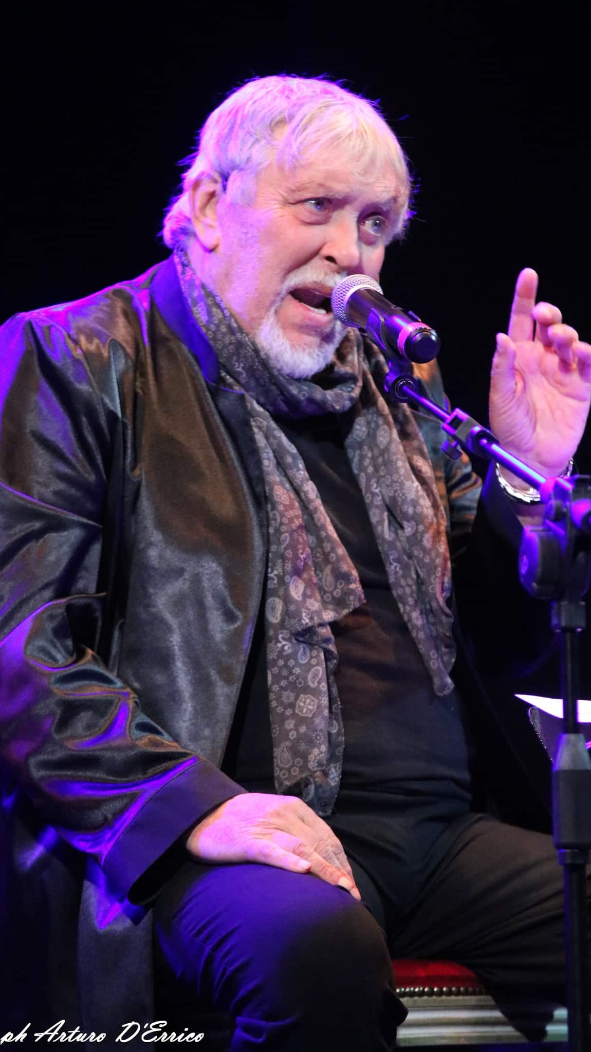 Sold out al Giordano di Foggia per l’omaggio a Franco Califano