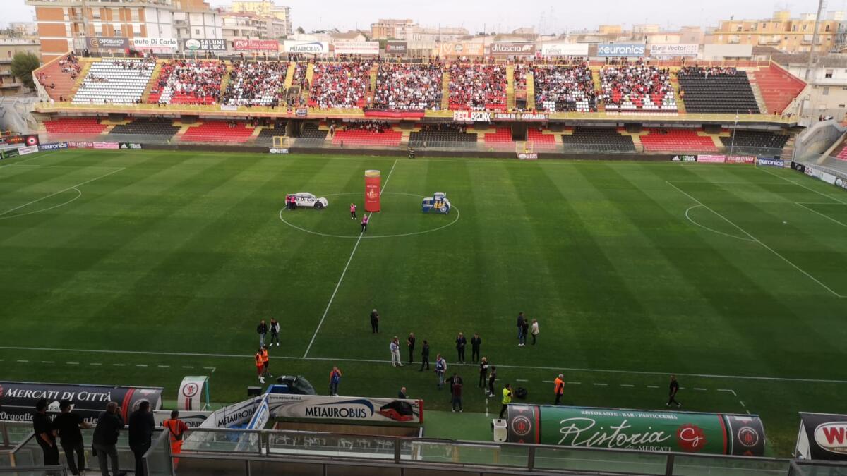 Playoff, multa per il Foggia. Due gli squalificati - Immagine in evidenza: lo stadio "Pino Zaccheria" di Foggia - crediti: foto di Mario Mescia/lagoleada.it (RIPRODUZIONE VIETATA)