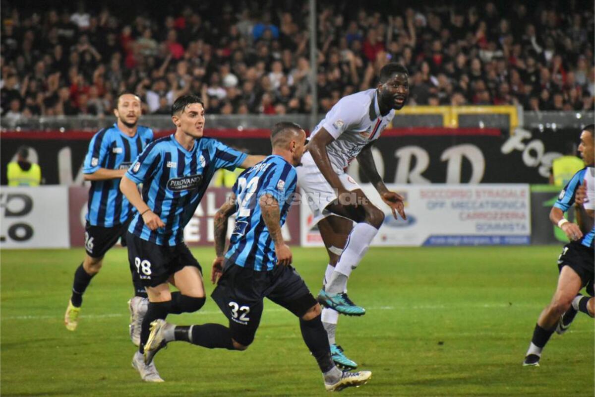 Caso Lecco, Balata riflette: "Pochi due giorni. Andava..." - Immagine in evidenza: uno scatto di Foggia-Lecco (andata finale playoff Serie C 2022/23) - crediti: foto di Luigia Spinelli (RIPRODUZIONE VIETATA)