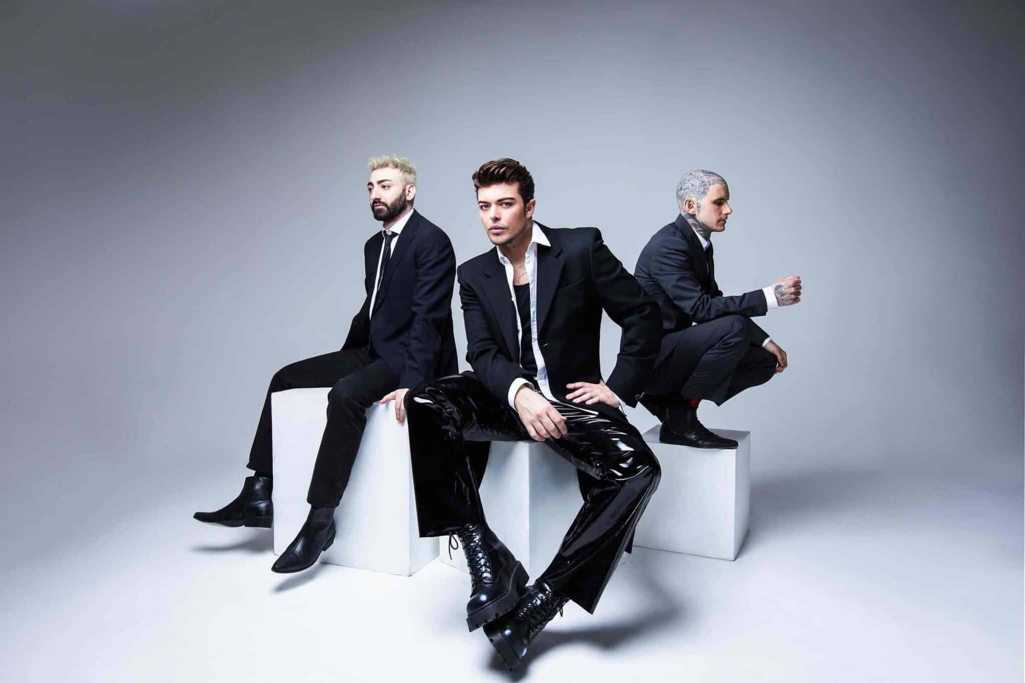 Road to Battiti: the Kolors sabato a Vieste, Matteo Paolillo domenica a Peschici
