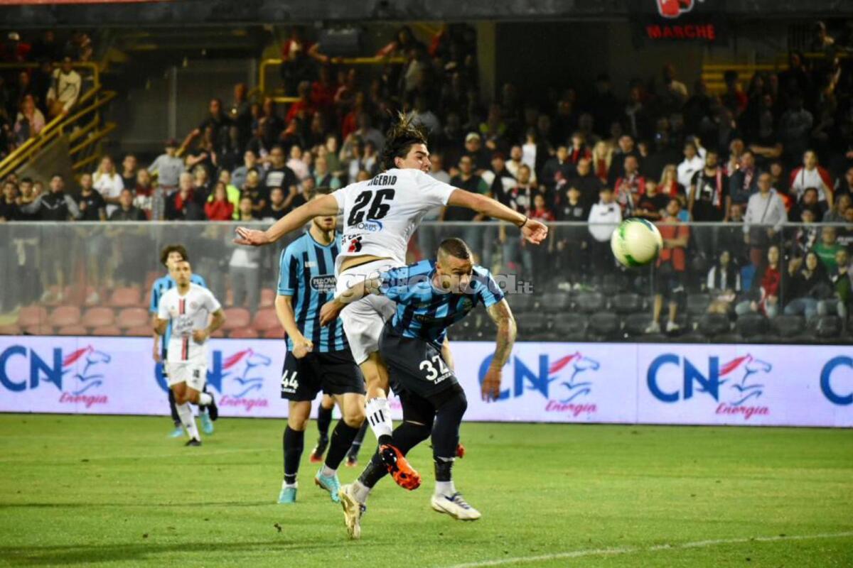 Graduatorie Serie B e Serie C, il punto di Gravina - Immagine in evidenza: uno scatto di Foggia-Lecco (andata finale playoff Serie C 2022/23) - crediti: foto di Luigia Spinelli (RIPRODUZIONE VIETATA)
