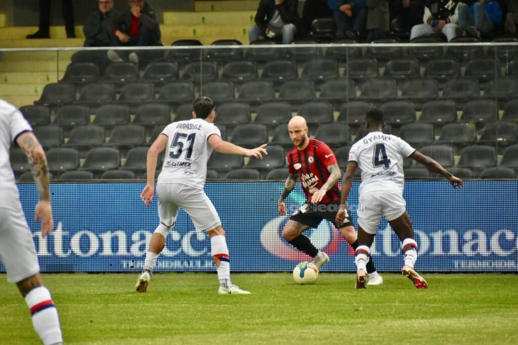 Immagine in evidenza: uno scatto di Foggia-Potenza (Playoff Serie C 22/23) - crediti: foto di Luigia Spinelli (RIPRODUZIONE RISERVATA)