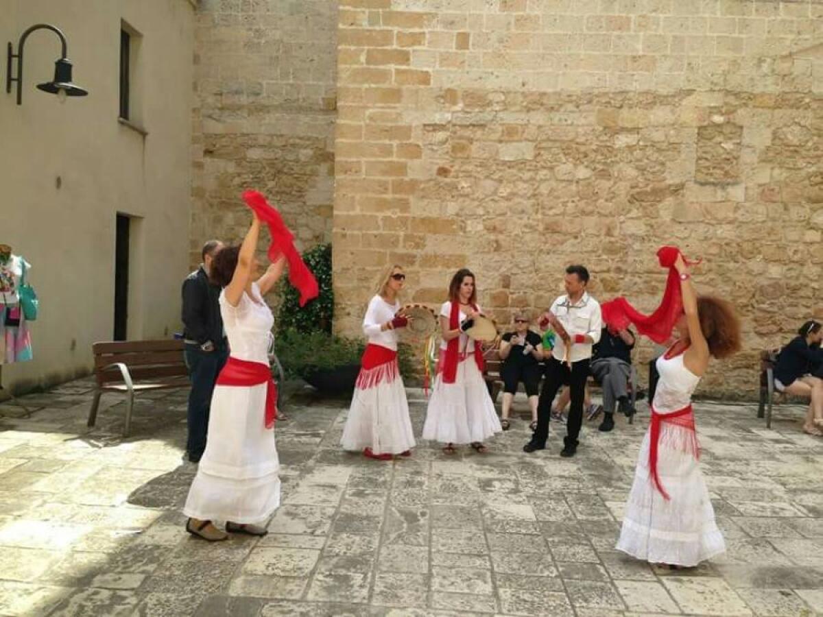 A Vieste "Serenata alla Tarantella", 4 giorni di tradizione, balli e concerti - Foto arnoticias.tv