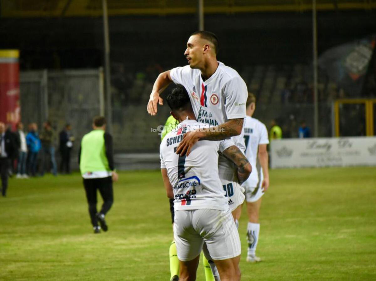 Schenetti, Peralta e il messaggio per Costa: "Manchi" - Immagine in evidenza: uno scatto di Foggia-Crotone (playoff Serie C 2022/23) - crediti: foto di Luigia Spinelli (RIPRODUZIONE VIETATA)