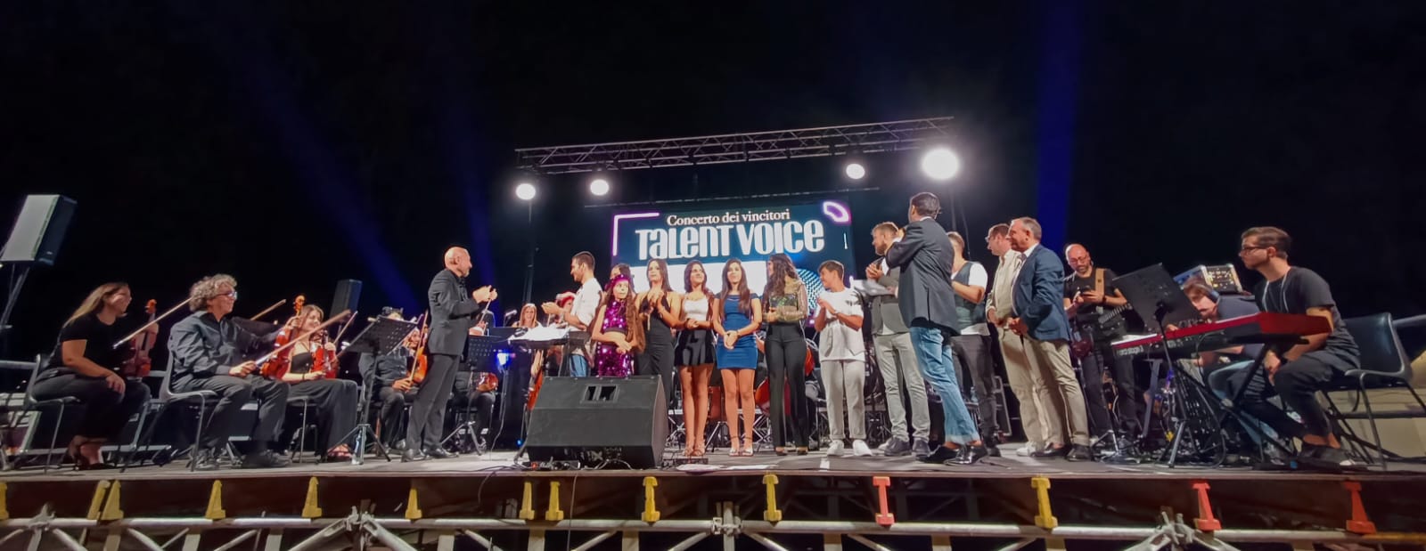 Concerto dei talenti del Concorso Giordano, musica d'autore ricordando Cutugno