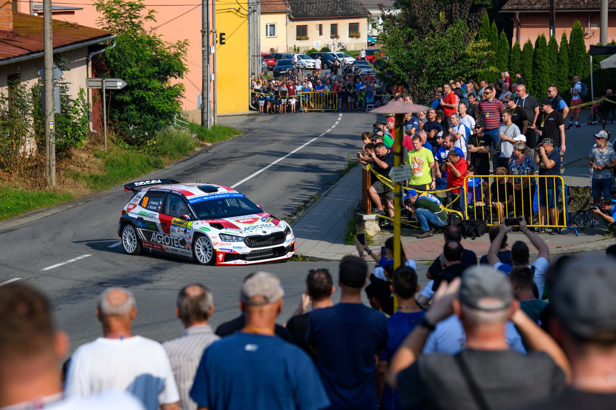 Kopecky-Hlousek ancora una volta imbattuti al Barum (Foto: Redbrc racing tea Bull Content Pool)