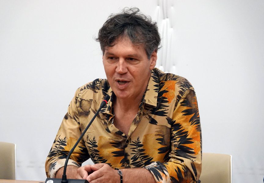 Puglia, nel videoclip di Mirko Signorile a Torre Guaceto l’inno al mare