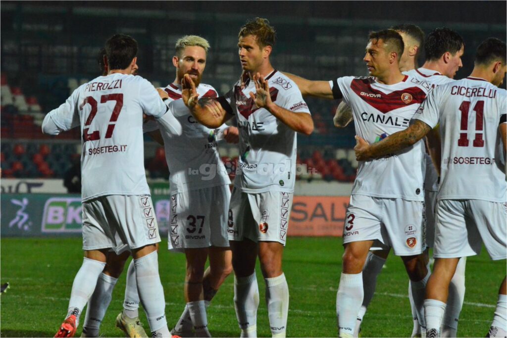 La formazione della Reggina 1914 nella stagione 2022/2023. Fotografia di Pasquale Golia per lagoleada.it - RIPRODUZIONE VIETATA