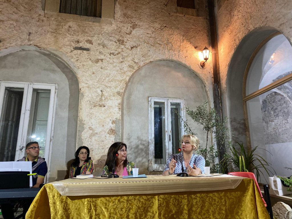 Donne e itinerari sacri sul Gargano: a “Racconti di Esperidi” c’è Lucia Tancredi