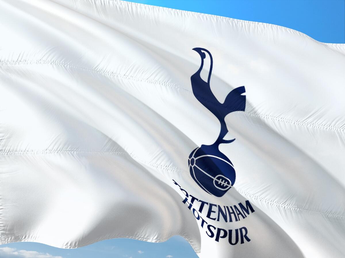<strong>Premier League, alla 6^ il top è il derby Arsenal-Tottenham</strong> - Immagine in evidenza: lo stemma del Tottenham - crediti: foto di jorono/Pixabay