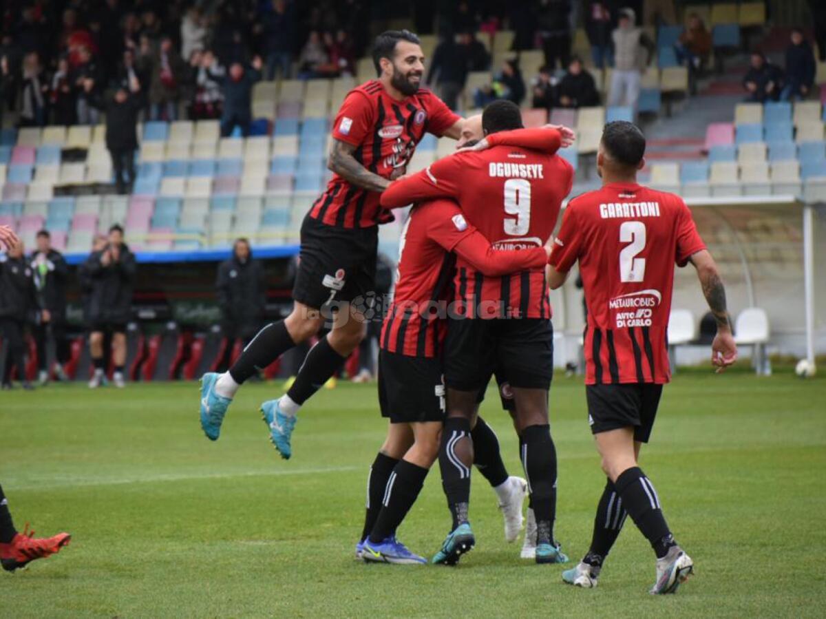 Foggia-Giugliano, probabili formazioni e dove vederla - Immagine in evidenza: uno scatto di Foggia-Giugliano (Serie C - girone C 22/23) - crediti: foto di Luigia Spinelli (RIPRODUZIONE RISERVATA)
