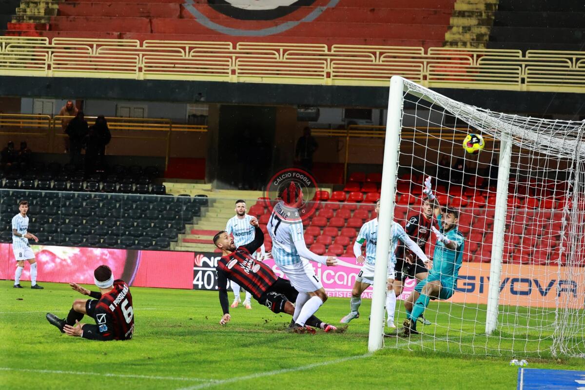 Foggia-Virtus Francavilla, obiettivo continuità - Immagine in evidenza: uno scatto di Foggia-Virtus Francavilla 1-0 (Serie C - girone C 2021/2022) - crediti foto: Federico Antonellis/Calcio Foggia 1920