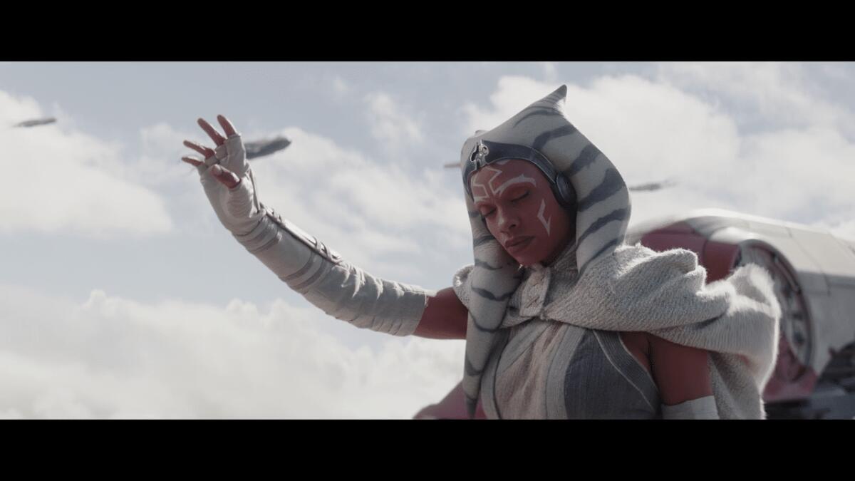 Ahsoka: rivelata la durata del sesto episodio! - Ahsoka comunica con il purrgil ultra