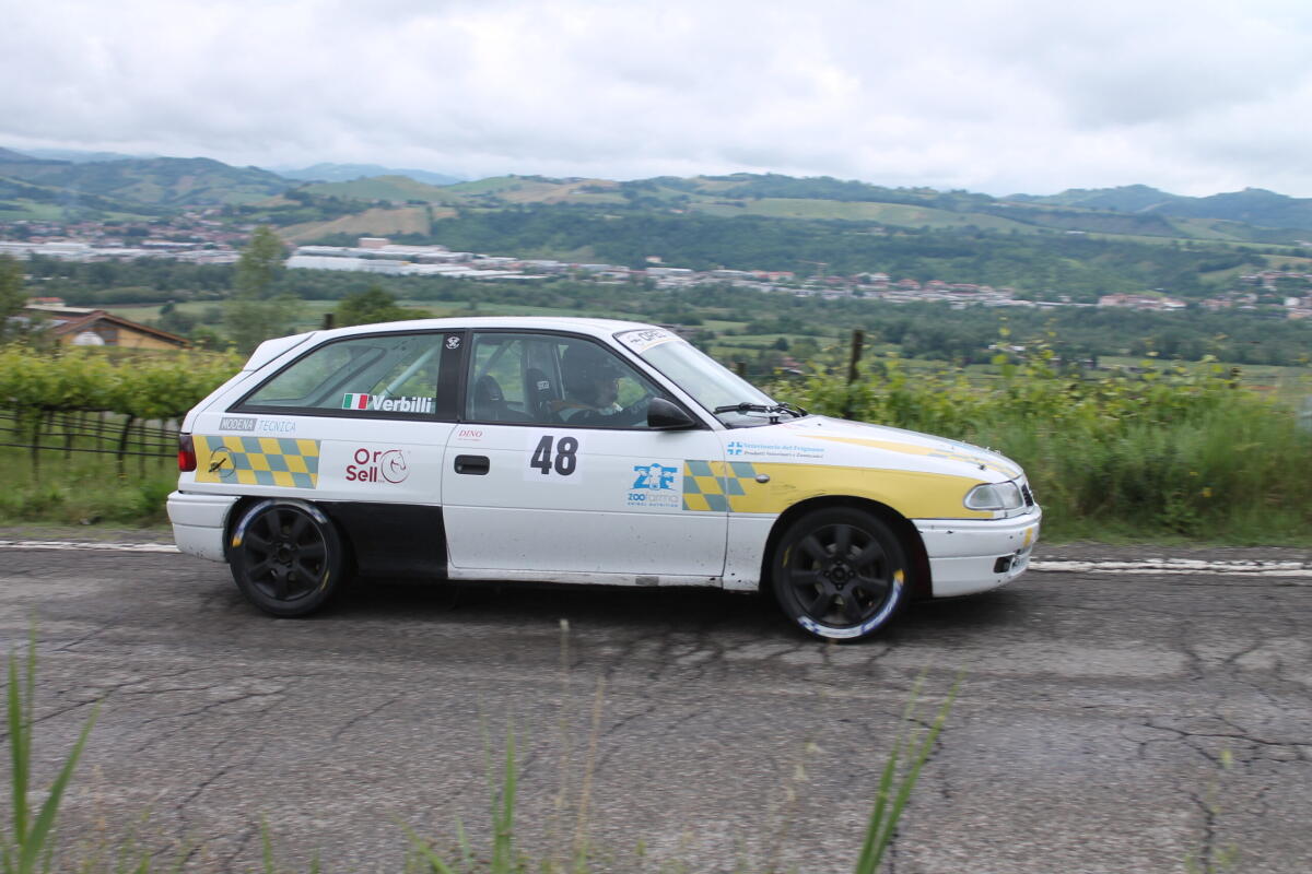 Riccardo Verbilli debutta nei rally all'Appennino Reggiano - 