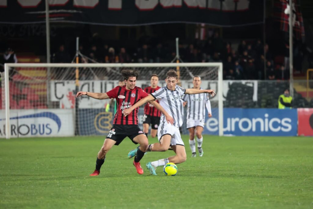 Immagine in evidenza: uno scatto di Foggia-Juventus Next Gen (Coppa Italia Serie C 22/23) - crediti: foto di Luigia Spinelli (RIPRODUZIONE RISERVATA)
