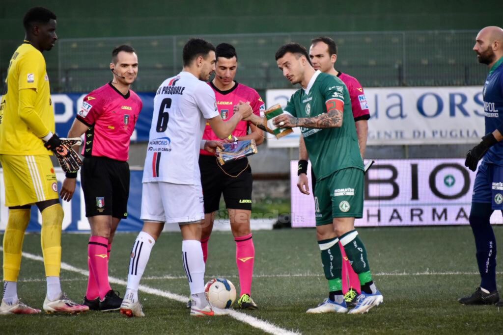 Immagine in evidenza: uno scatto di Avellino-Foggia (Serie C - girone C 22/23) - crediti: foto di Luigia Spinelli (RIPRODUZIONE RISERVATA)
