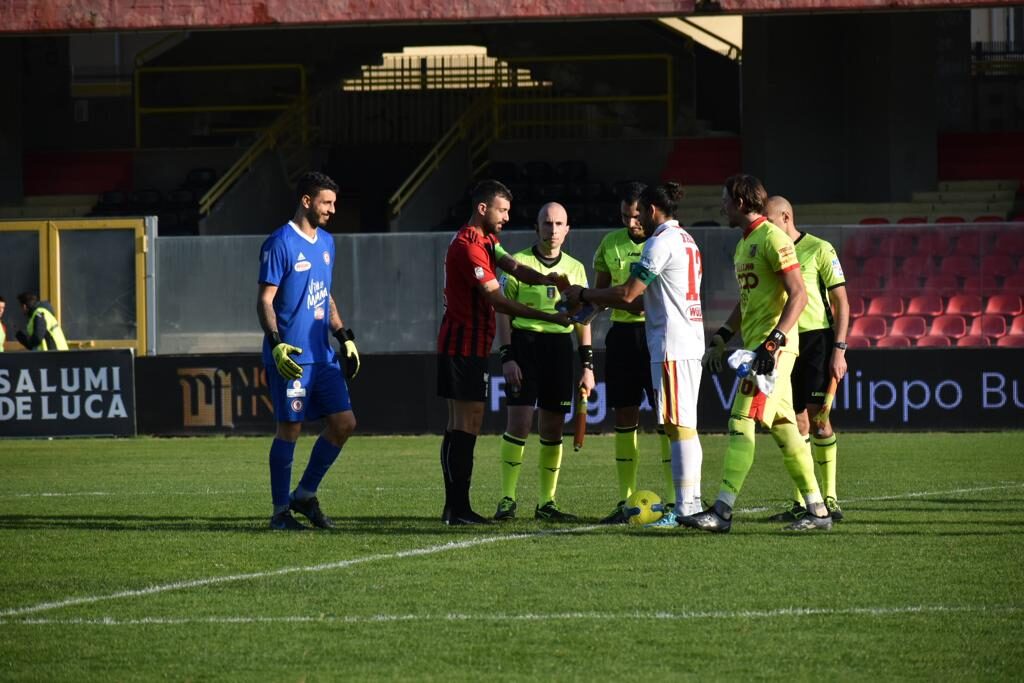Immagine in evidenza: uno scatto di Foggia-Catanzaro 2-0 (Coppa Italia Serie C 22/23) - crediti: foto di Luigia Spinelli (RIPRODUZIONE RISERVATA)