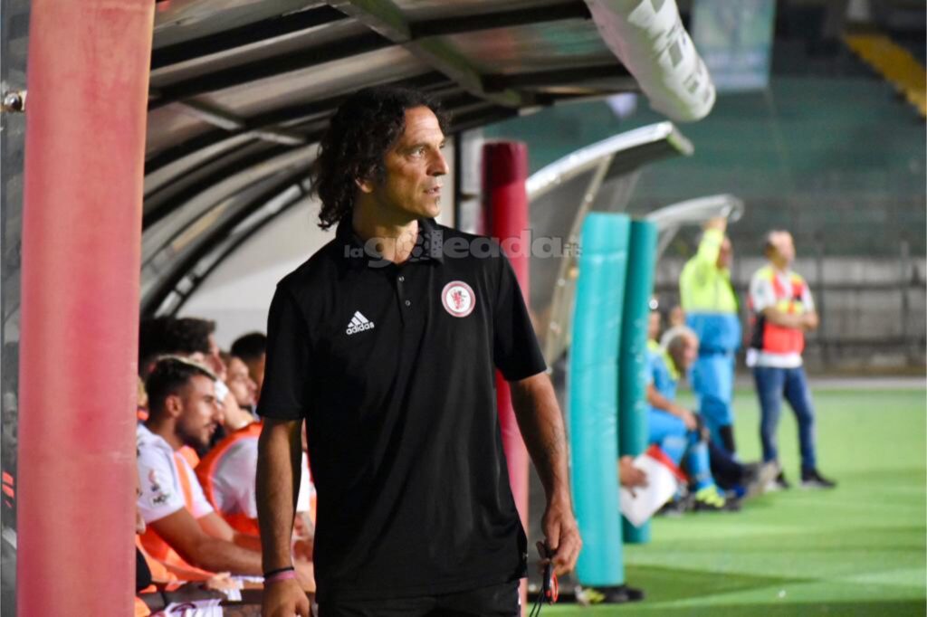 Immagine in evidenza: uno scatto di Avellino-Foggia (Serie C - girone C 2023/24) - crediti: foto di Luigia Spinelli (RIPRODUZIONE VIETATA)