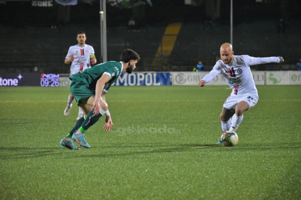 Immagine in evidenza: uno scatto di Avellino-Foggia (Serie C - girone C 22/23) - crediti: foto di Luigia Spinelli (RIPRODUZIONE RISERVATA)