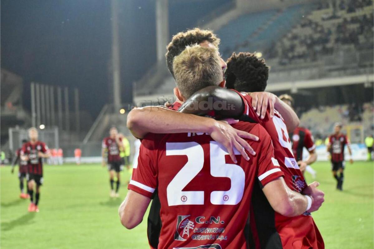 Foggia-Benevento, probabili formazioni e dove vederla - Immagine in evidenza: uno scatto di Foggia-Sorrento (Coppa Italia Serie C 2023/24) - crediti: foto di Luigia Spinelli (RIPRODUZIONE VIETATA)