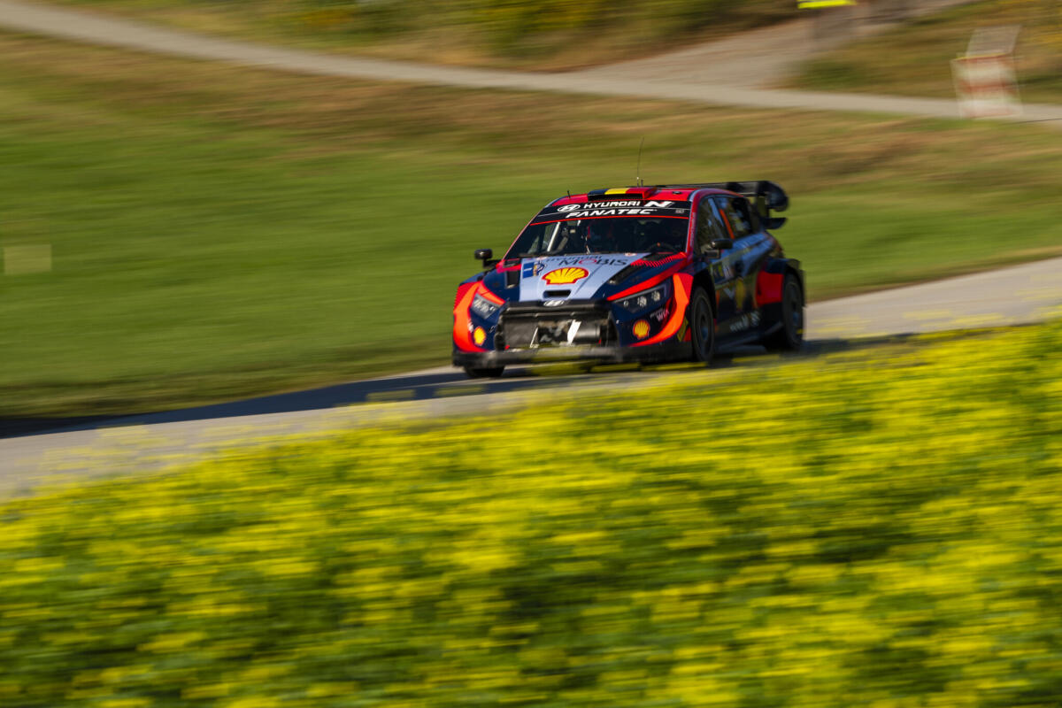 WRC - Neuville primo leader del Rally Europa Centrale - 