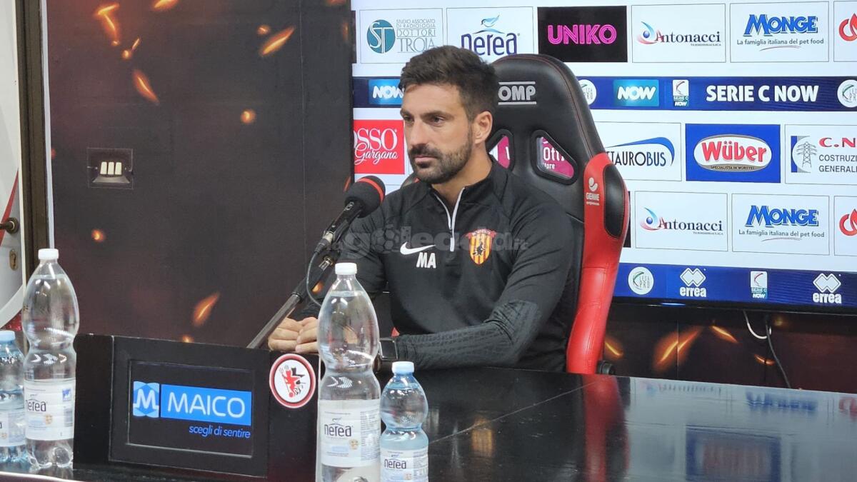 Benevento, Andreoletti: "Foggia di alto livello. Giocare qui..." - Immagine in evidenza: mister Matteo Andreoletti - crediti: foto di Mario Mescia/lagoleada.it (RIPRODUZIONE VIETATA)