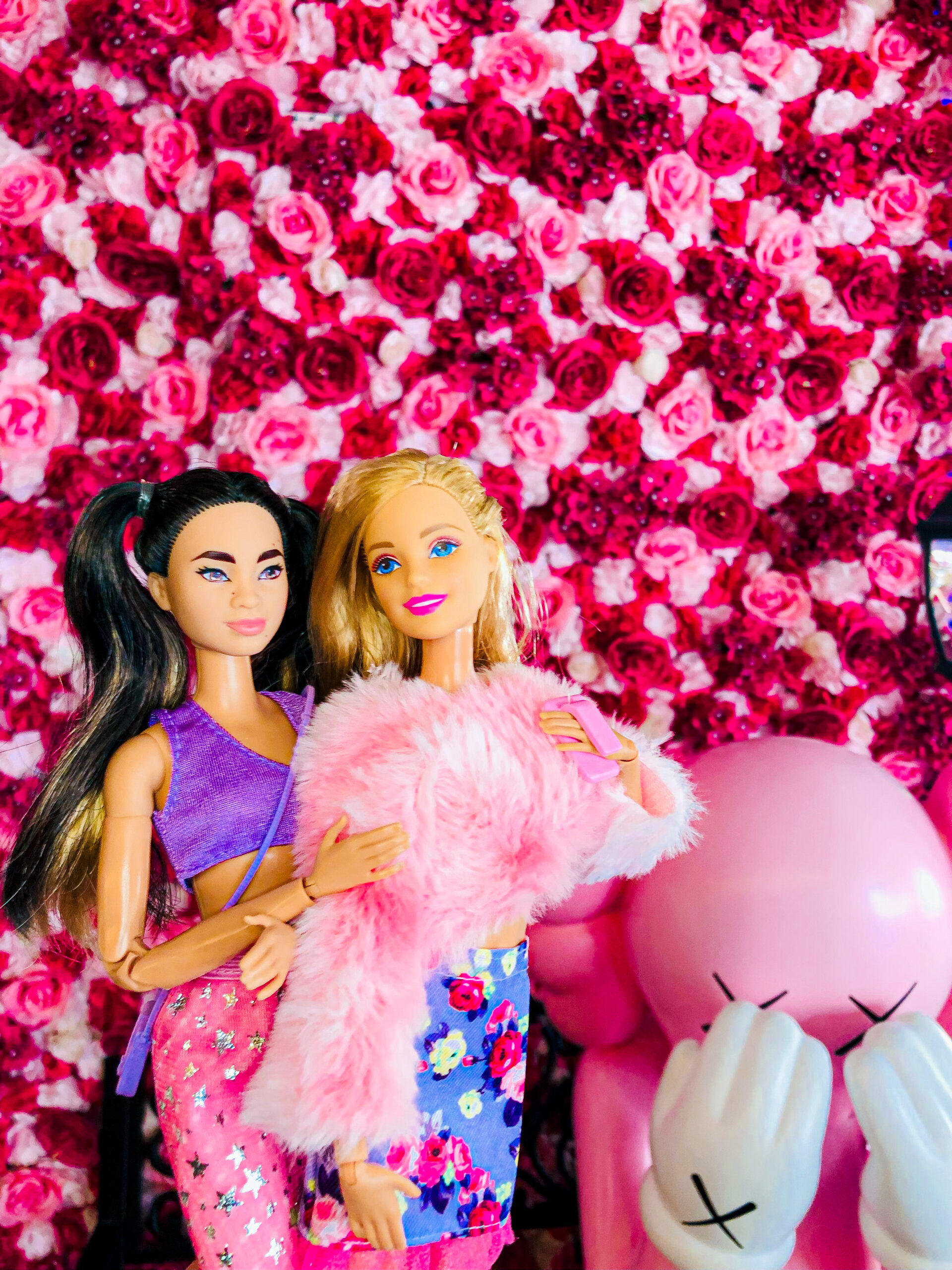 A Foggia è arrivata Barbie in town, foto nei luoghi più belli